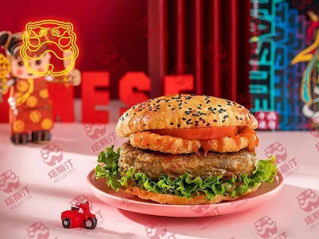 加盟塔斯汀每年交多少錢，想加盟塔斯汀一年能賺多少錢