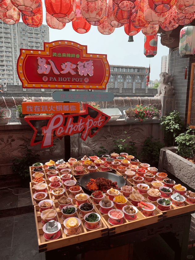 賣烤肉、進校園…...海底撈為何把這么多第一次給了西安？